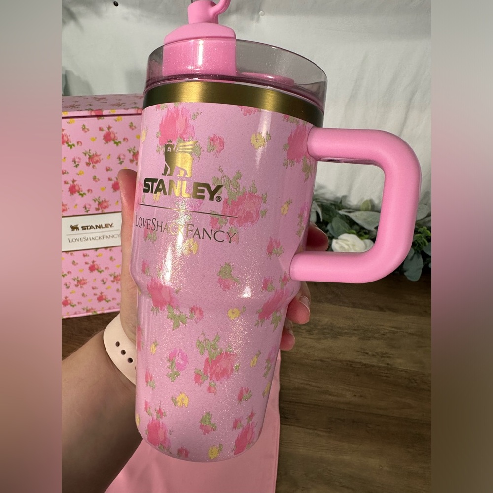 Stanley x LoveShackFancy 20oz Ibizia Sunset Tumbler - Picture 11 of 11